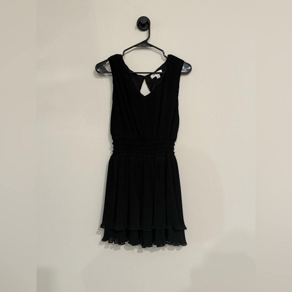 Black Sleeveless Dress